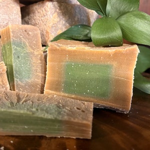 Aleppo Soap Aged 4 years/bar soap/genuine/syria/authentic/organic/traditional/gift/wellness/pure