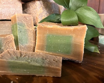 Aged Aleppo Soap: Authentic Syrian Olive & Laurel Berry Soap