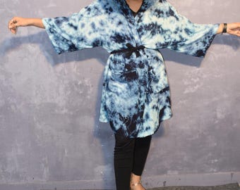 Kimono azul tie-dye rayon, roupa de lazer, presente para madrinha de casamento