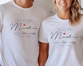 T-shirt de couple assorti Mr et Mme, T-shirt mariage  annonce mariage date  couple Madame Monsieur personnalisé nom de famille cœur rouge