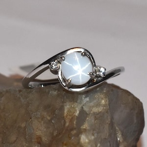 Light Star Sapphire Handmade Ring - Zirconia Ring - Women Ring - 925 Sterling Silver Ring