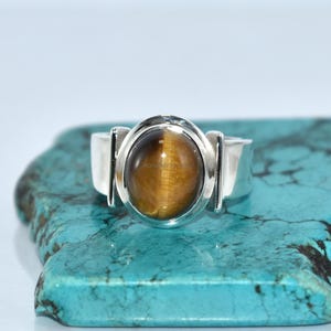 Tiger&#39;s Eye Signet Ring: Sterling Silver Gemstone Ring for Men