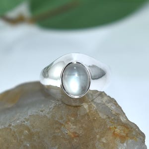 Moonstone signet ring signet ring statement ring silver rainbow moonstone ring signet ring moonstone ring solid gold signet ring fathers day