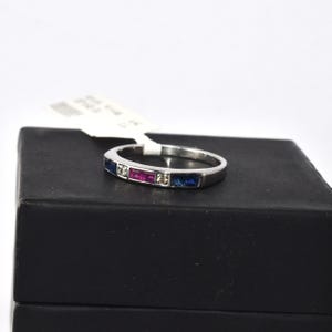 Natürlicher kleiner Rubin-Saphir-Ring mit originalem Diamant Bild 6