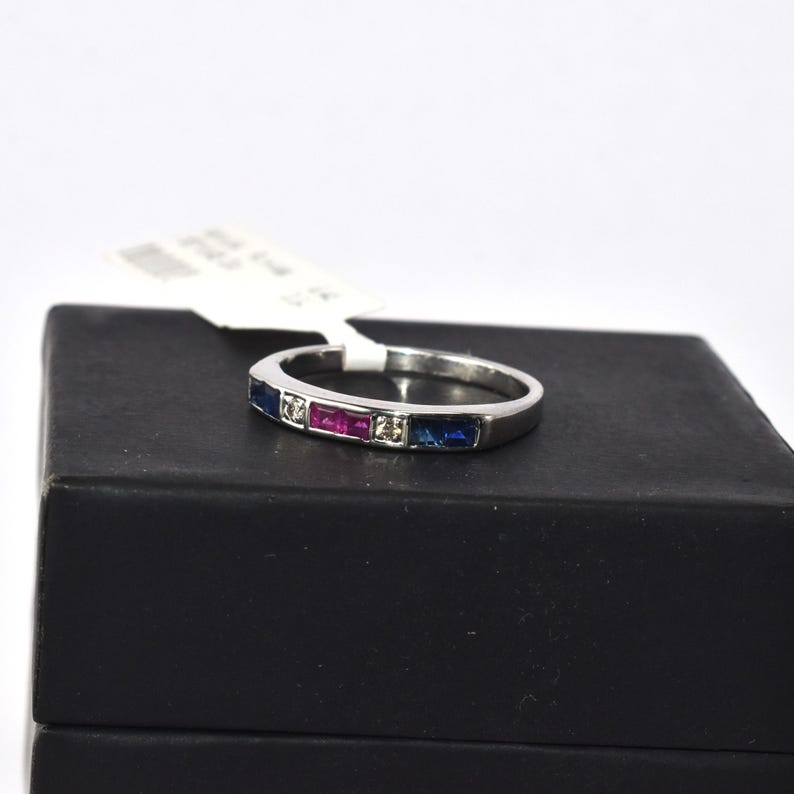 Natürlicher kleiner Rubin-Saphir-Ring mit originalem Diamant Bild 6