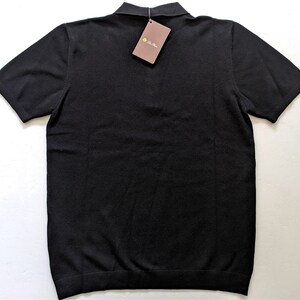 T-shirt polo noir en maille LORO PIANA taille M, L, logo image 2