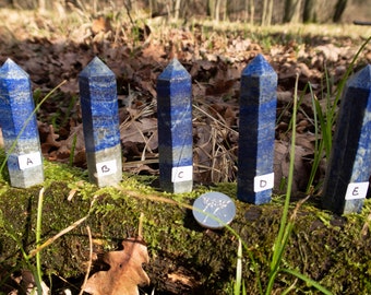 Naturligt lapis lazuli-torn, obelisk, reiki-laddning, meditationskristall, högkvalitativ naturlig punkt, blå dekoration