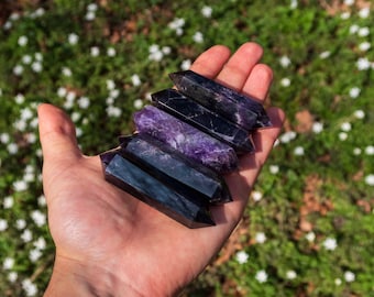 Amatista oscura de doble punta, cristal curativo y espiritual, piedra natural, doble punta, obelisco, color oscuro