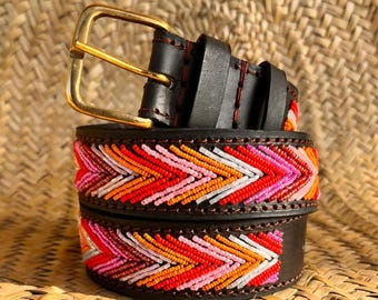 An Absolutely Fabulous Antique Zulu Tribe Beaded  display picture 2