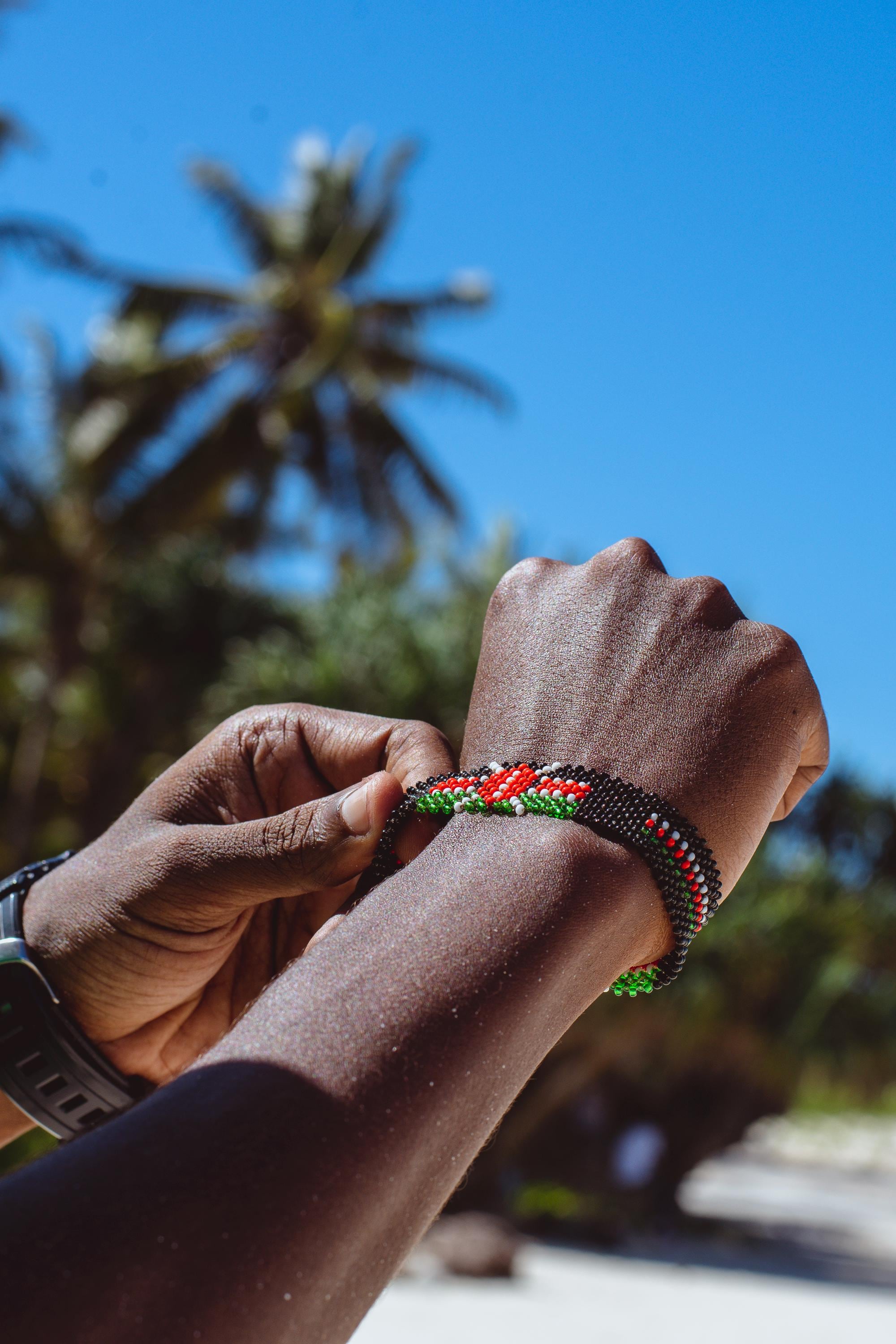 Kenyan bracelet - Etsy 日本