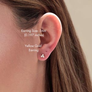 14K Gold Round Cut Diamond Trio Tiny Stud Earrings / Simple Three Stone Cluster Earring / Tiny Diamond Studs / Last Minute Gift