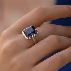 Emerald cut blue sapphire engagement ring yellow gold, Blue sapphire solitaire ring, September birthstone jewelry, Blue sapphire ring
