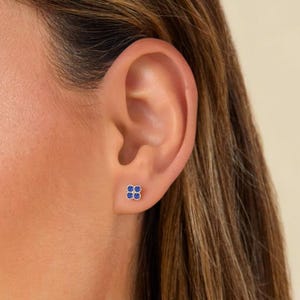 Sapphire Clover Studs, 14K Solid Gold Sapphire Flower Clover Stud Earrings, Dainty Sapphire Studs, Elegant Gold Sapphire Clover Earrings