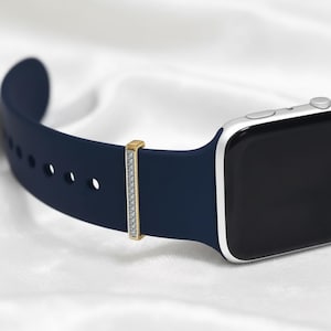 Correa de oro de 14k y 18k para Apple Watch con diamantes cultivados en laboratorio, abalorio de anillo apilable para amantes del Apple Watch, elegante accesorio de joyería.