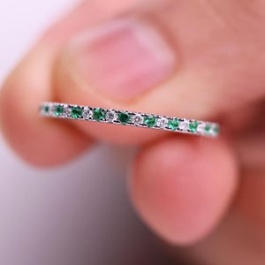 14K Gold Alternating Emerald & Lab Diamond Eternity Band 0.42 CTW Micro Pave Green Wedding Ring Stackable Anniversary Band