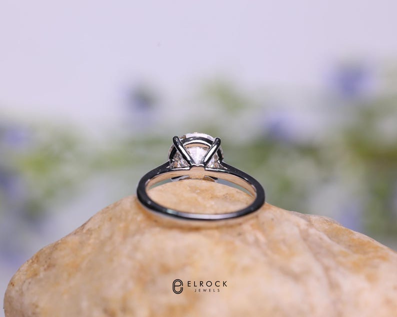 Round Lab Grown Diamond Engagement Ring 1–4 CT IGI Certified 14K 18K Gold Solitaire Investment Ring