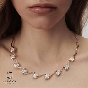 Luxury Flora Necklace, Lab grown Diamond Oval Cut Neckpiece F Color, VS1 Clarity Delicate Customized Necklace 14K Or 18K Gold Elrock Jewels™