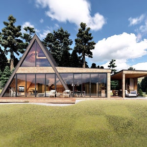 Puede incluir: Una casa moderna de forma triangular con grandes ventanales y una terraza de madera. La casa est&aacute; rodeada de &aacute;rboles y un c&eacute;sped.