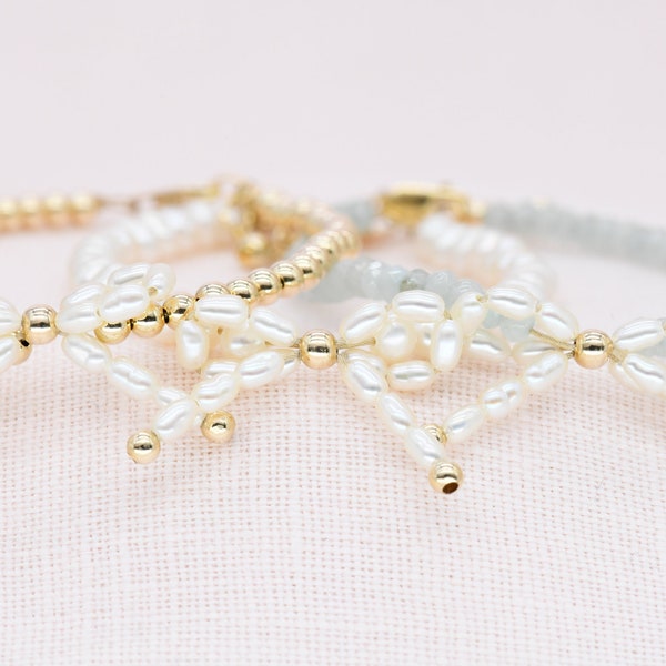 Bracelet en perles véritables, gold filled et pierres précieuses | Bracelet bébé perles d'eau douce | Bracelet de perles mère-fille | Bracelets assortis