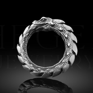 Ouroboros Dragon Anillo de hombres de plata de ley hecho a mano, Anillo de mitología de serpiente Ouroboros, Joyería de hombres de plata de serpiente, Anillo único de plata para hombres