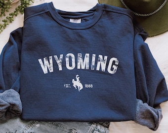 Wyoming Cowboy Sweatshirt, Wyoming Sweatshirt,Jackson Hole, embroidery, vacation gift, Gift for Him; Comfort Colors, Teton Mountains