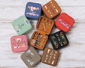 Personalized Jewelry Box, Perfect Gift for Bridesmaid , Mother’s Day Gift , Leather Jewelry Organizer, Travel Jewelry Case, Little Girl Gift
