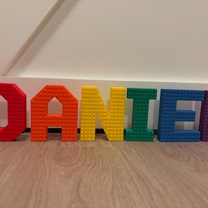 Letras de nombre grandes personalizadas estilo ladrillo: placa de escritorio personalizada para habitación de niños, rincón de juegos, área de juegos o lugar de trabajo creativo