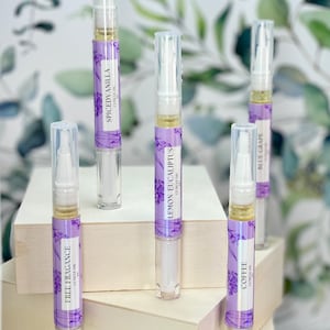 Scented Cuticle Oil Pen: Nourishing Nail Care