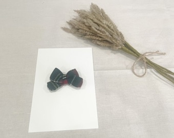 Green Christmas Plaid Baby Bow - Fabric Hair Bow - Baby Bows - Toddler Bows - Baby Bows and Head Bands