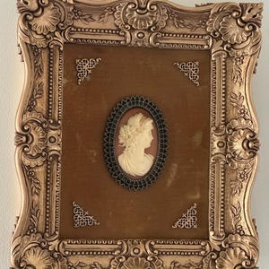 Vintage Cameo on Velvet with Gilded Gold Frame.