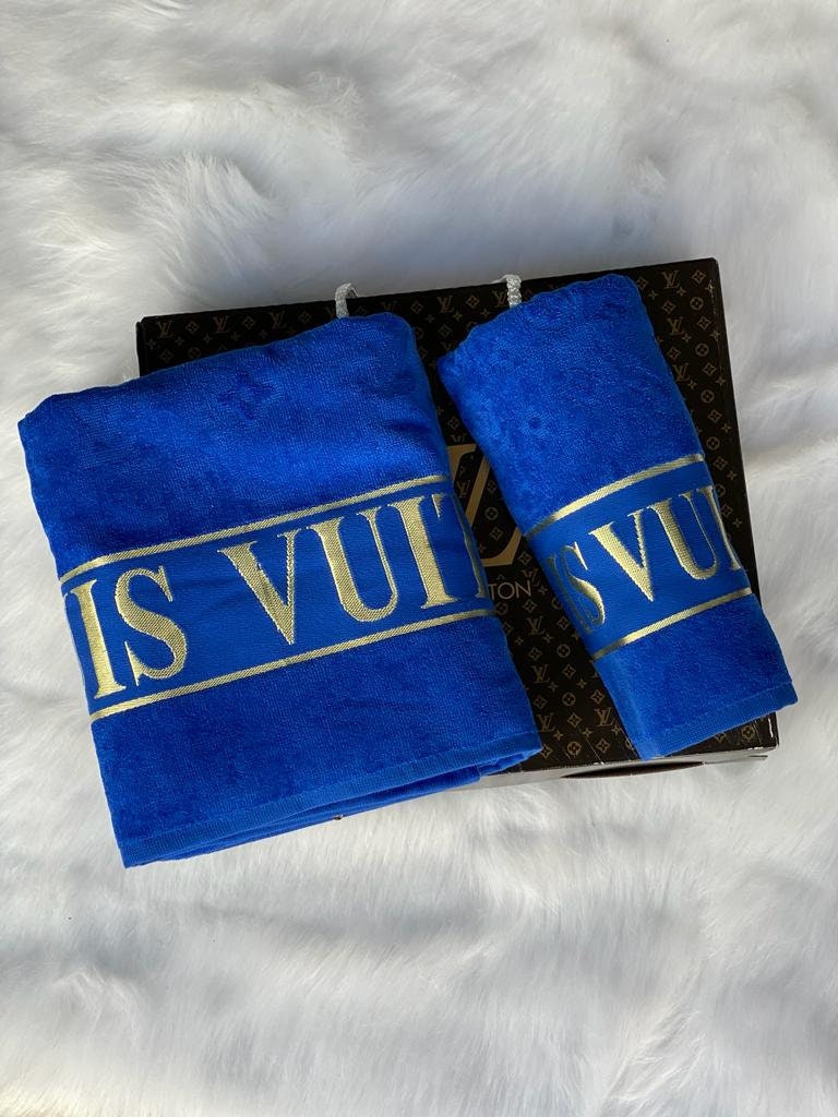 Louis Vuitton custom made beach towel backpack #lvbackpack by @etai.la # louisvuitton #chic #vogue #luxury #str…