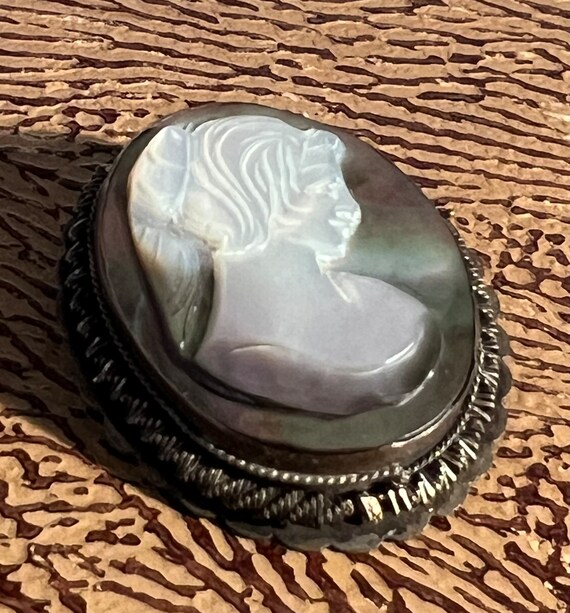 Victorian Silver Hand-carved Abalone Cameo Pin Br… - image 3