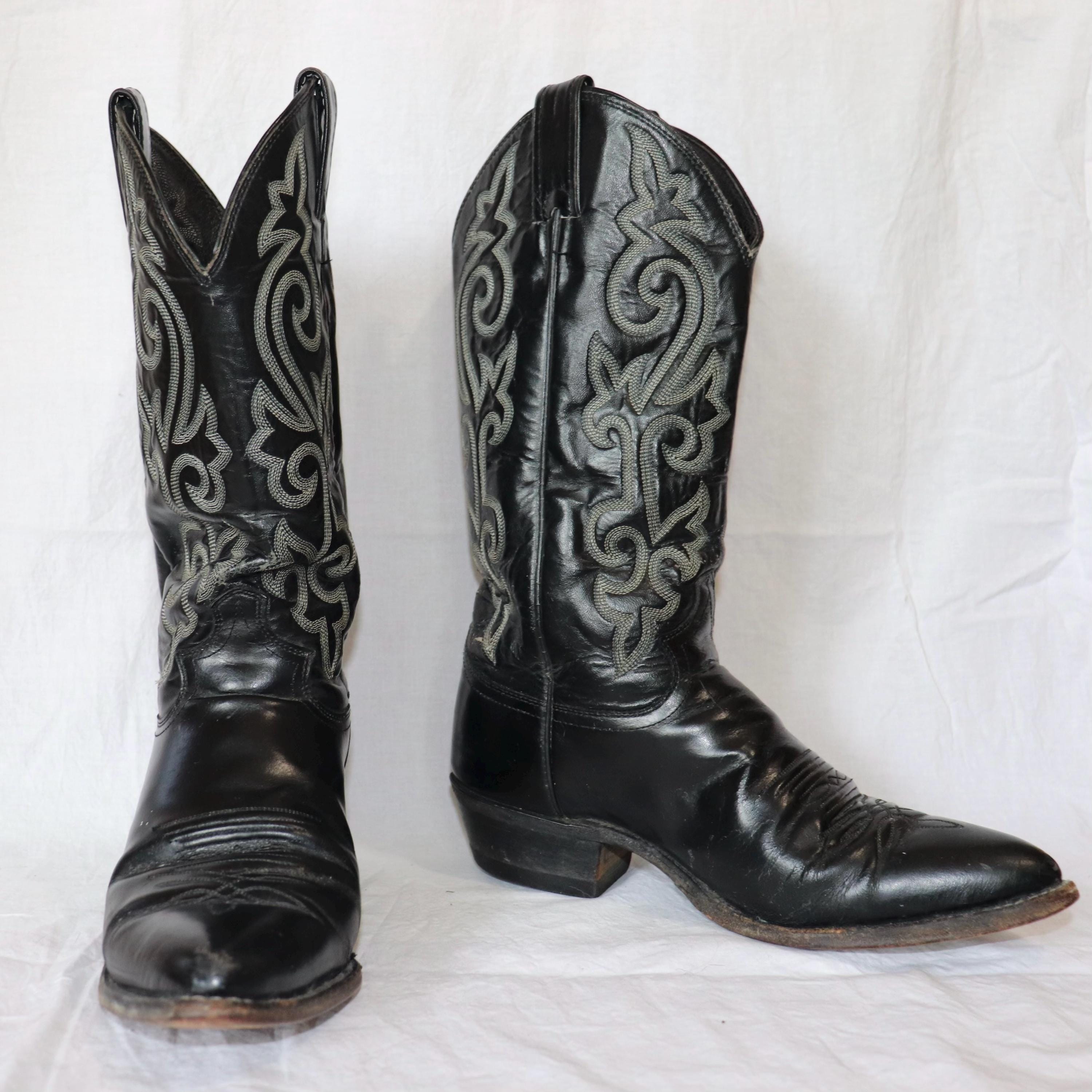 Black justin cowboy boots hotsell