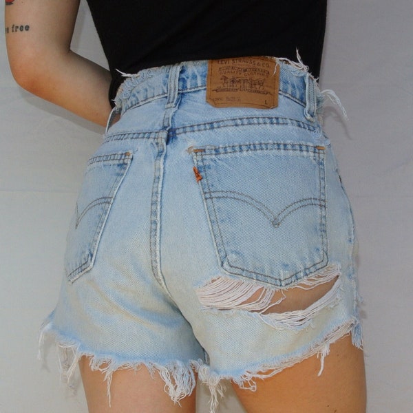 Vintage 1980s Levi 950 denim shorts Orange tab