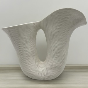 Unique Handmade Ceramic Porcelain Modern Vase for Flowers in White