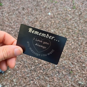 Personalisierte gravierte Metallkarte
