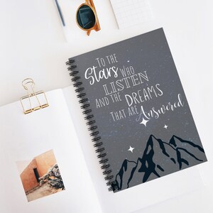 ACOTAR Night Court Notizbuch, Spiralblock, Sarah J Maas Merch, Geschenke für Buchliebhaber, Lesetagebuch, Geschenk für sie, Geschenke für Buchliebhaber, Rhysand Zitat
