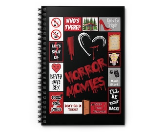 Pode incluir: Caderno preto com espiral com as palavras "I Love Horror Movies" em vermelho e branco. O caderno apresenta vários gráficos e textos temáticos de filmes de terror, incluindo "Who's There?" e "Don't Go In There!"