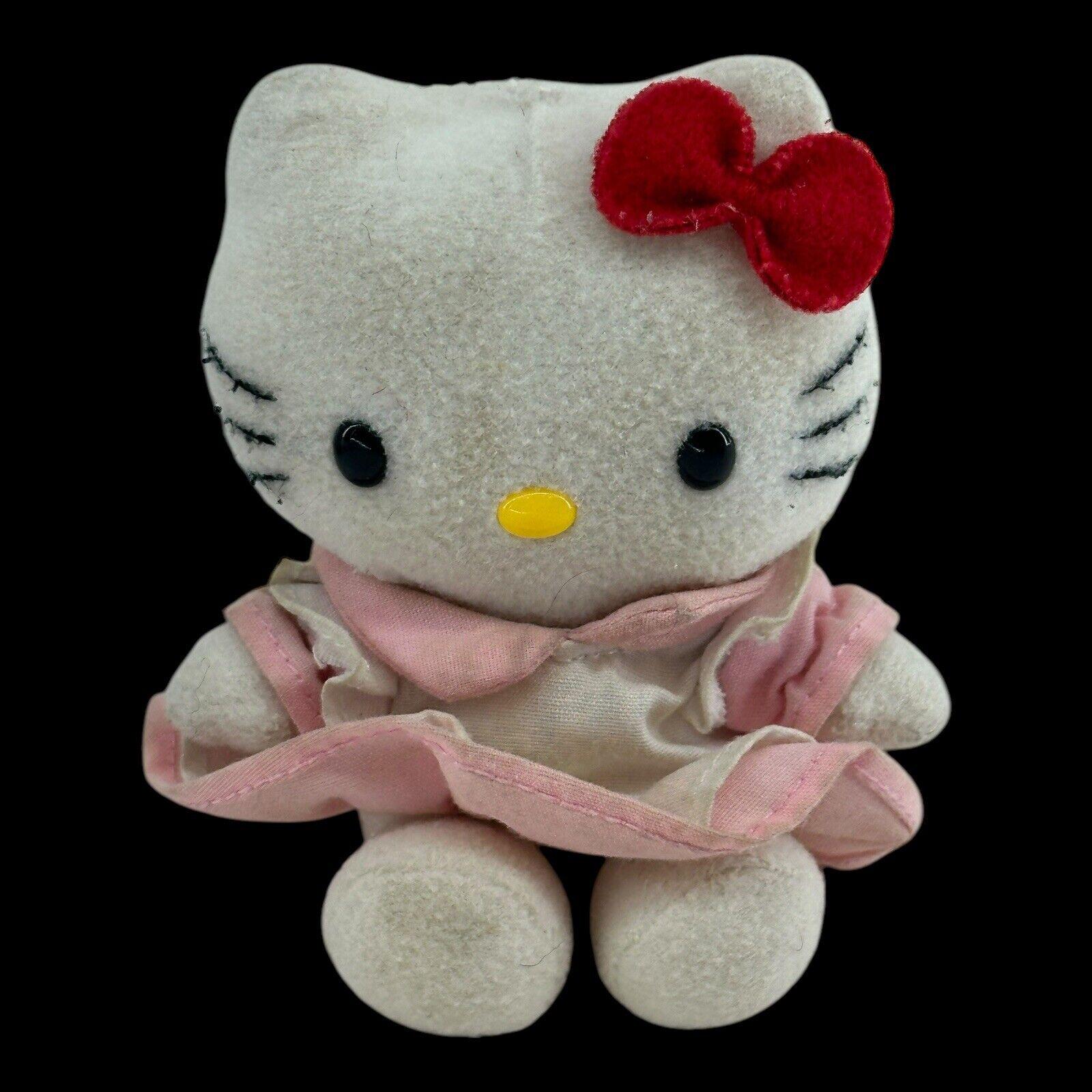 Y2K ハローキティ ミニぬいぐるみフィギュア ピンク エプロン ドレス