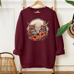 Western Flowers Skull | Vintage Sweatshirt | Unisex Heavy Blend™ Crewneck Sweatshirt