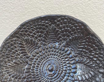 Handmade Textured Clay Dishes – Organic Flare-Edged Pottery, Unique Rustic Plate, Boho Home Decor Set