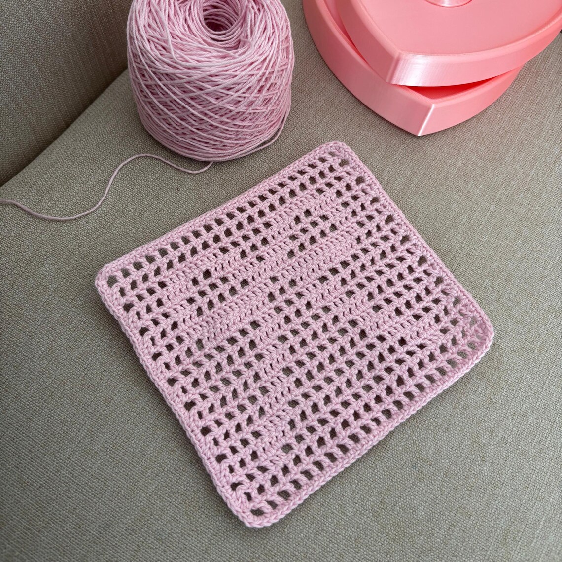 FILET CROCHET BOW Pattern - Filet Crochet Square - Coquette Filet ...