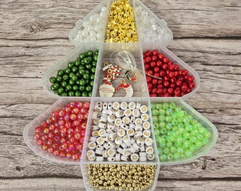 Christmas tree Christmas bracelet kit for children, friendship bracelet making kit for kids, Christmas beads for crafts, stocking stuffers