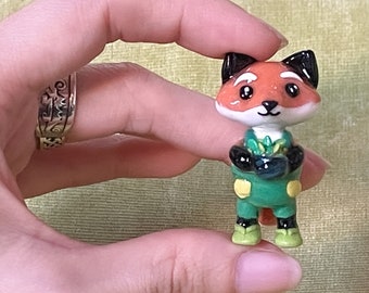 Handmade Polymer Clay Cute Fox Figurine, kawaii cottagecore desk buddy, one of a kind whimsical fairycore miniature gift for plant lovers