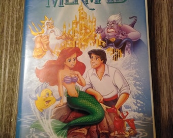 Walt Disney classics Little mermaid black diamond edition