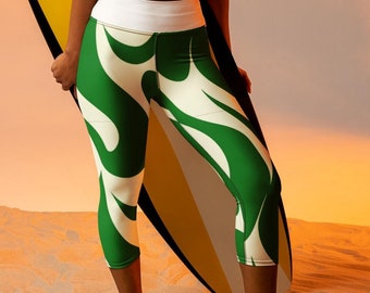 Dynamic Green Motif , Green Wave Pattern Leggings, Luxurious Accent Leggings,  Yoga Capri Leggings