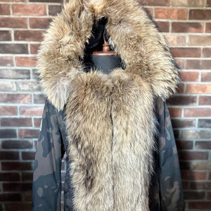 Original Goose Country Handmade Camouflage Gänsedaunen Parka mit Waschbärpelz
