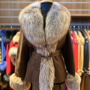 Handmade Women&#39;s High Quality Genuine Lambskin Leather Brown Coat With Fox Fur, winter coat, Fur Coat, luxury leather, perfect gift
