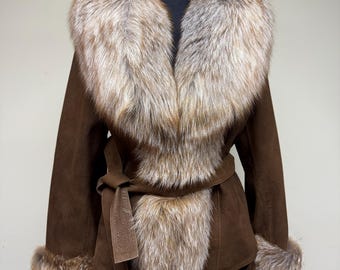 Women's Handmade Lambskin Leather Jacket with Fox Fur Trim, Luxury Wear