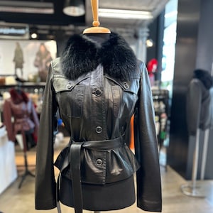 Handmade Women&#39;s Black Genuine Lamb Skin Jacket With Real Fox Fur, Real Leather, Premium Quality, perfect gift